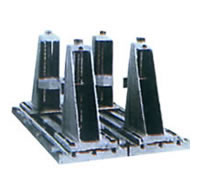 發(fā)動(dòng)機(jī)支架